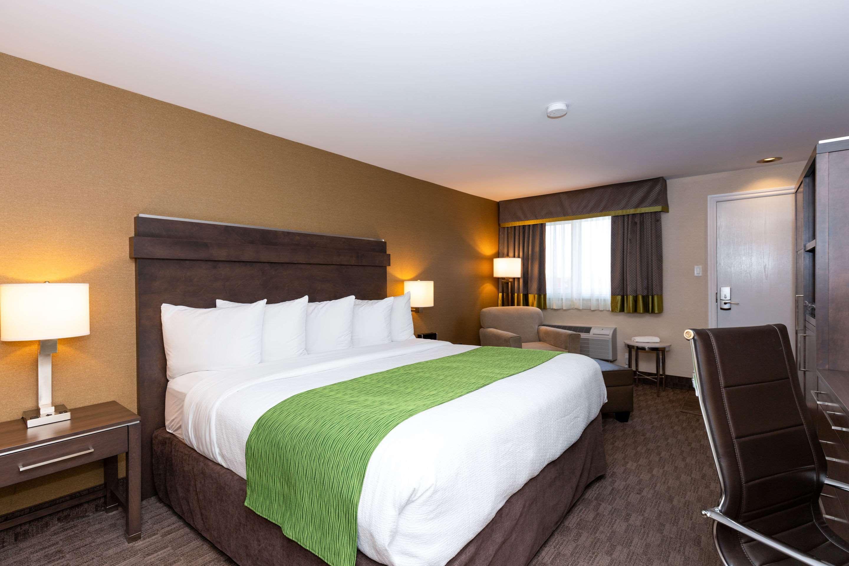 Quality Inn & Suites ماتان المظهر الخارجي الصورة