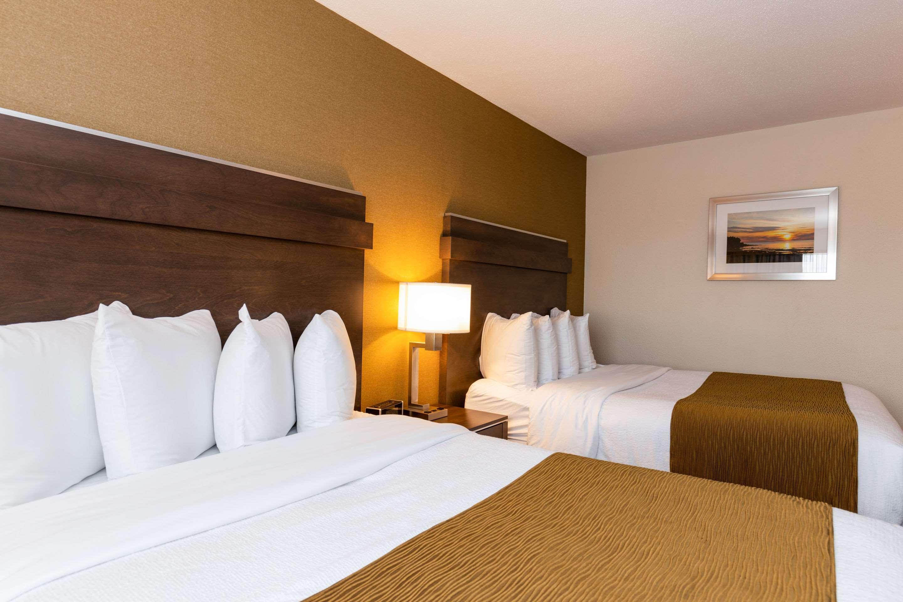 Quality Inn & Suites ماتان المظهر الخارجي الصورة