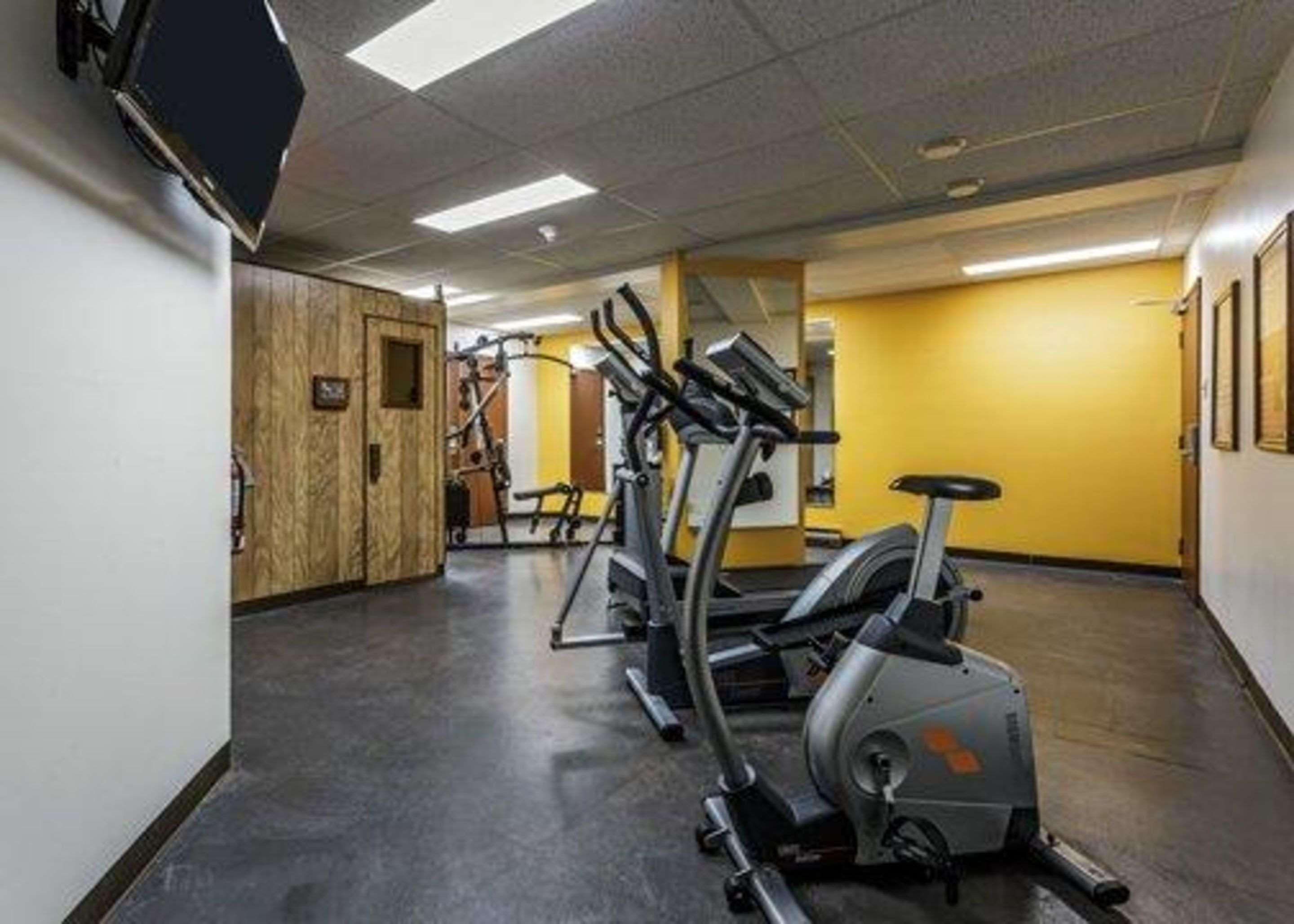 Quality Inn & Suites ماتان المظهر الخارجي الصورة
