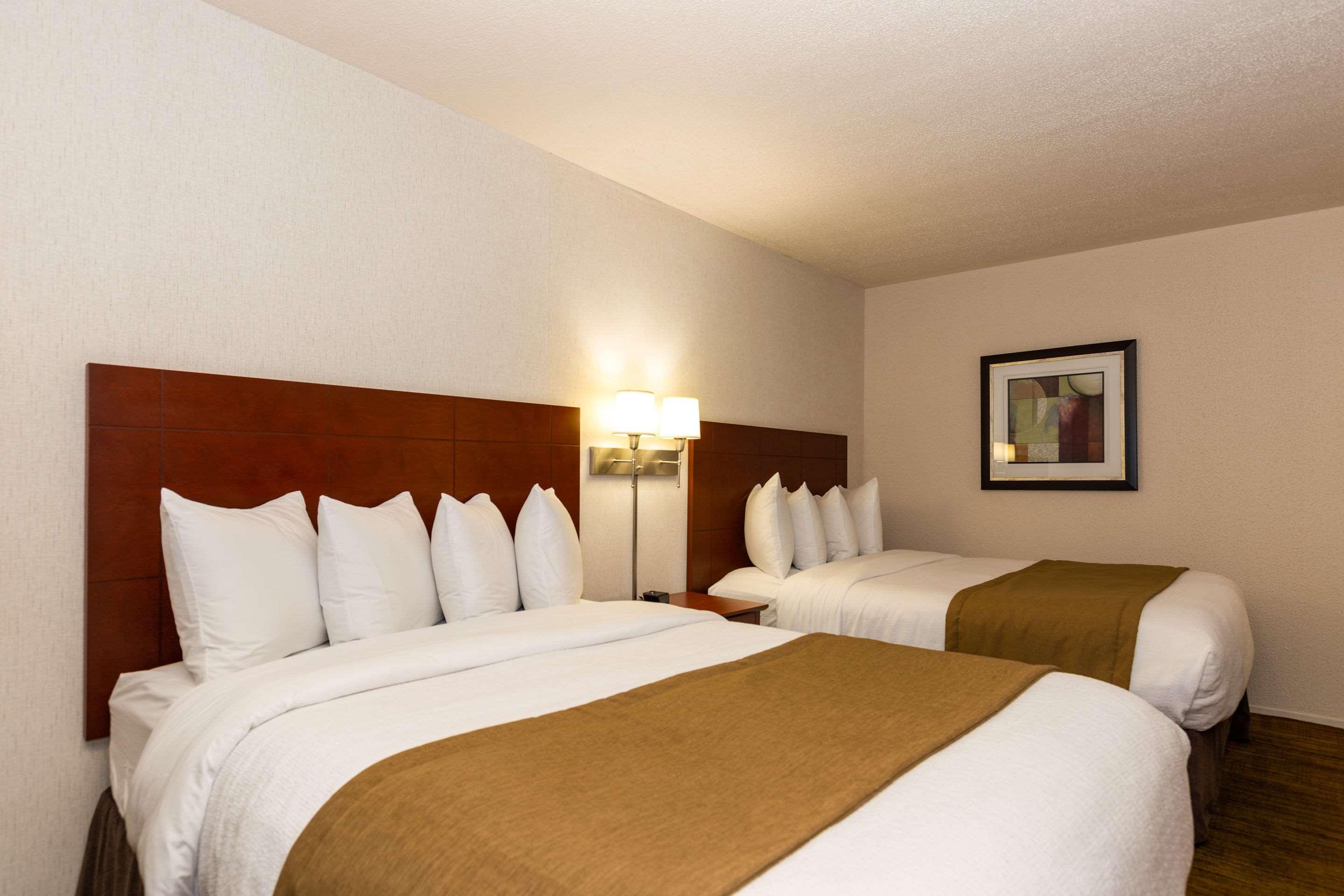 Quality Inn & Suites ماتان المظهر الخارجي الصورة