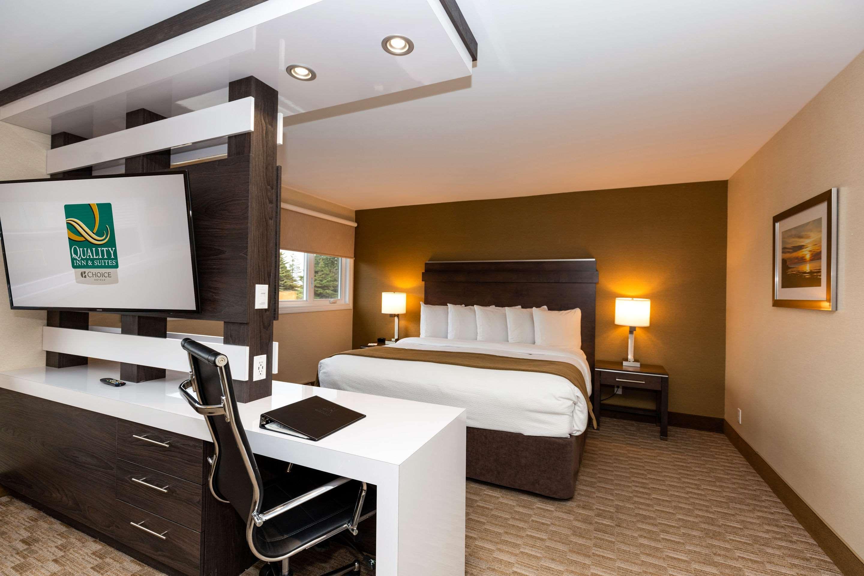 Quality Inn & Suites ماتان المظهر الخارجي الصورة